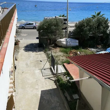 Marina 2 *